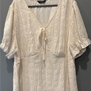 BloomChic Plus size Cream Eyelet Lace Blouse